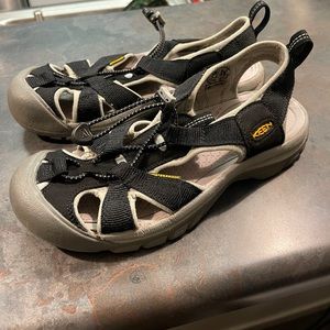 Keen H1 sandals